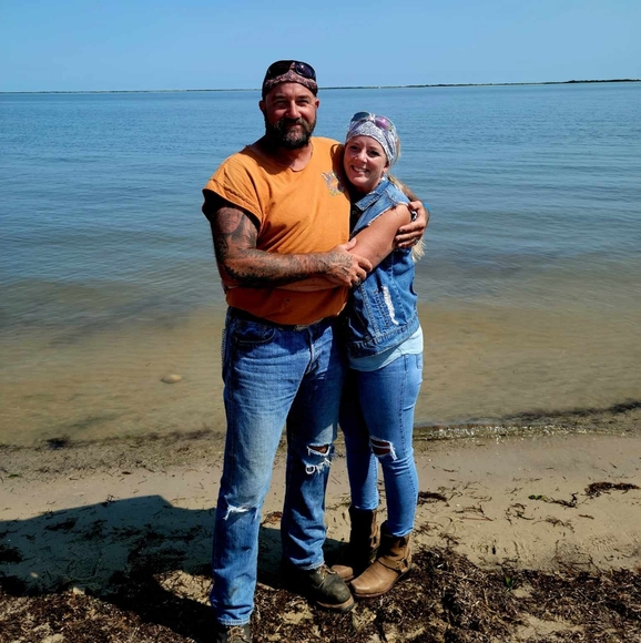 ANGEL IS LIVE!! LIKE THIS SHOW NOTIFICATION! 🙂🙃😊 - Picture 2 of 10